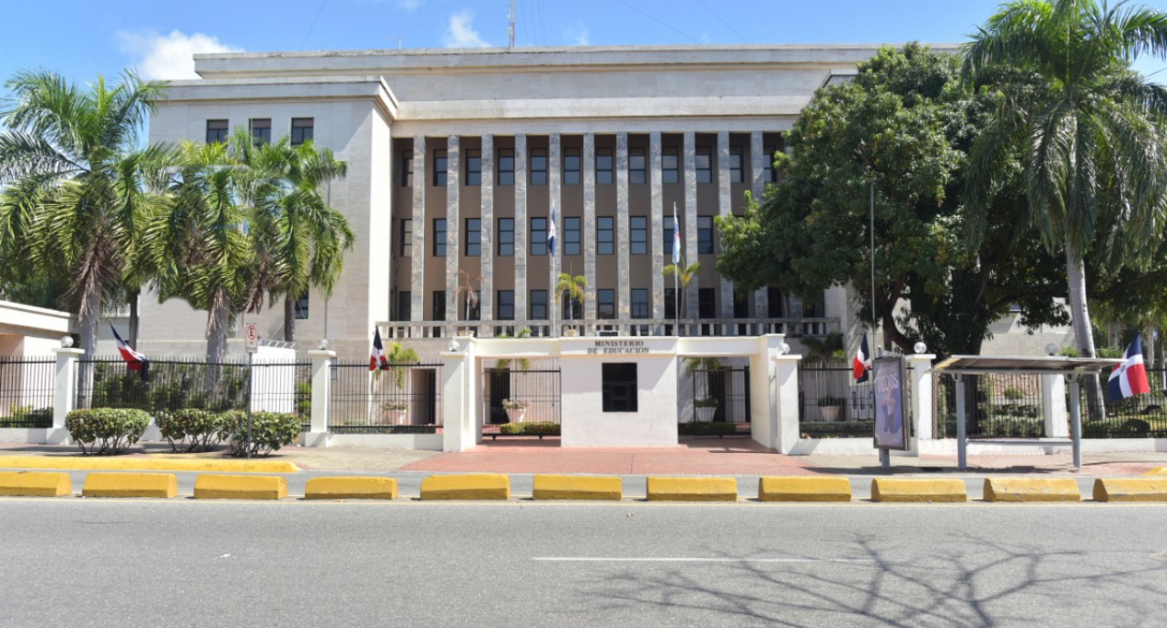  imagen Fachada Ministerio de Educaci&oacute;n de la Rep&uacute;blica Dominicana 🇩🇴.&nbsp; 
