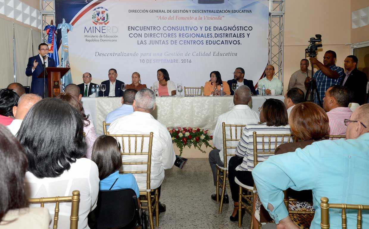  imagen Ministro de Educación implementara estrategia de desarrollo institucional para gestión administrativa y técnica más eficiente 