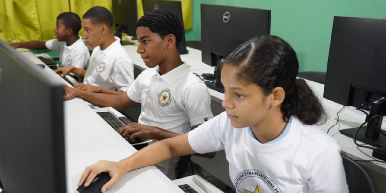  imagen Foto de estudiantes&nbsp; 