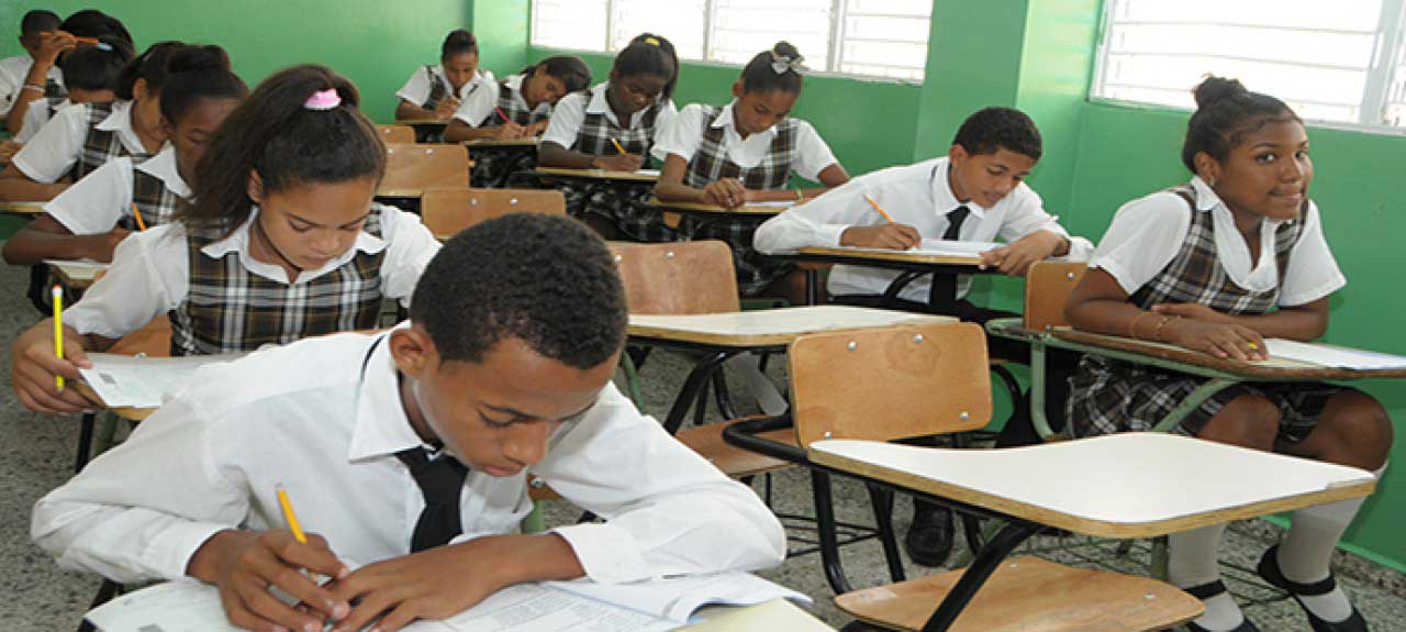  imagen Segunda convocatoria de Pruebas Nacionales se realizan con normalidad y masiva asistencia de estudiantes 