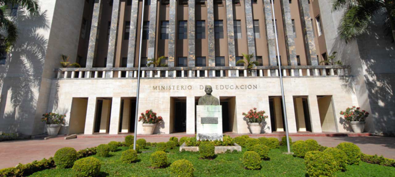  imagen Educación tendrá nuevos textos escolares 