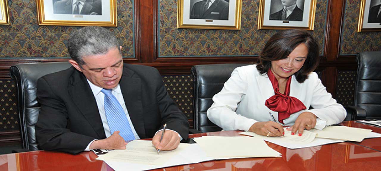  imagen Educación y Plan Lea del Listín Diario firman acuerdo de colaboración interinstitucional 