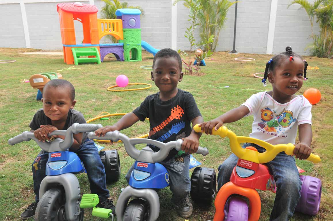  imagen Presidente Danilo Medina entrega una estancia infantil en Sabana Perdida 