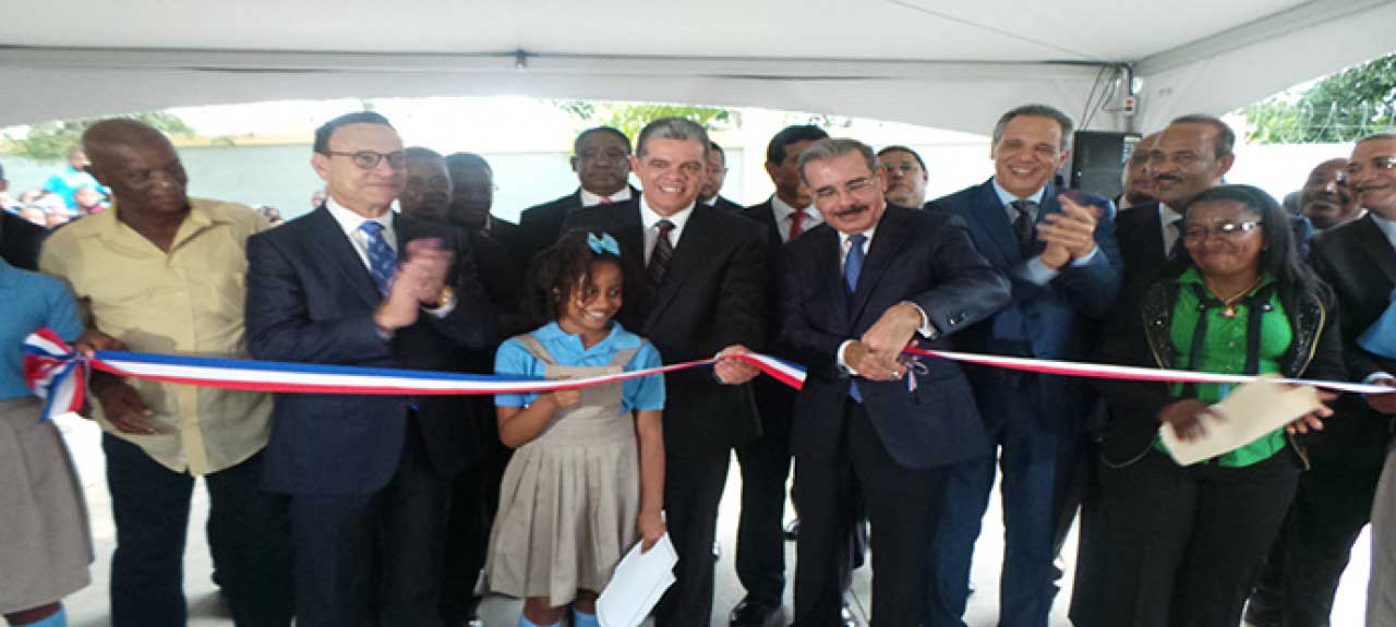  imagen Presidente Medina entrega cinco escuelas a comunidades de la provincia Monte Plata 