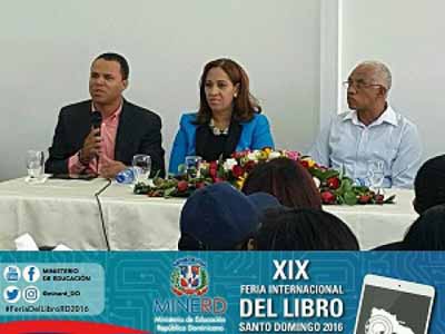  imagen Los Panelistas: Rafael Polanco, Sobeyda S&aacute;nchez y Juan Andr&eacute;s Veras.&nbsp; 