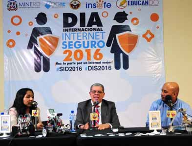  imagen Amarante Baret: “Padres y madres deben ser vigilantes del contenido que ven sus hijos e hijas en internet” 