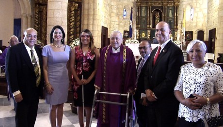  imagen En la misa estuvieron presentes viceministros y directores del MINERD, as&iacute; como estudiantes de centros educativos p&uacute;blicos y privados y personas adultas con alguna discapacidad.
&nbsp; 