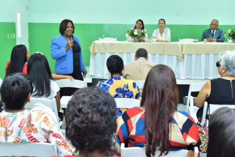  imagen Maestros, coordinadores pedag&oacute;gicos, orientadores y psic&oacute;logos del sistema educativo. 