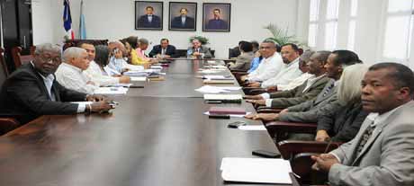  imagen Educación y ADP acuerdan hacer este año las evaluaciones por desempeño al magisterio 