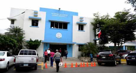  imagen Oficina Regional del SEMMA en Santiago beneficiará a 30 mil usuarios 