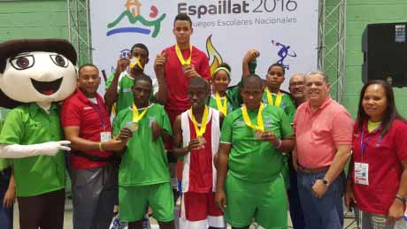  imagen Promesas del bádminton en las canchas de los VII Juegos Escolares; este deporte fue introducido en la era de Trujillo 
