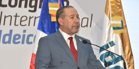  imagen viceministro de Educaci&oacute;n, Oscar Amarg&oacute;s 
