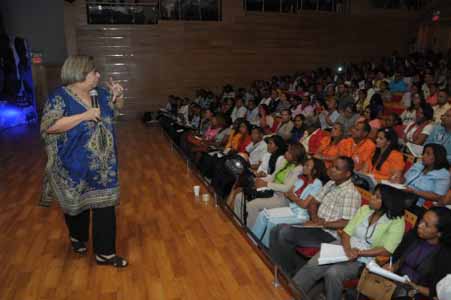  imagen Ministerio de Educación inicia capacitación a docentes sobre el uso de las TIC en la enseñanza 
