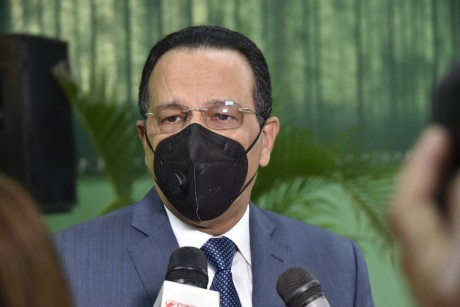  imagen El ministro de Educaci&oacute;n, Antonio Pe&ntilde;a Mirabal 