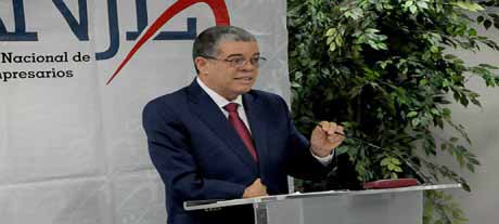  imagen Amarante Baret destaca pulcritud en licitaciones que hace el Ministerio de Educación 