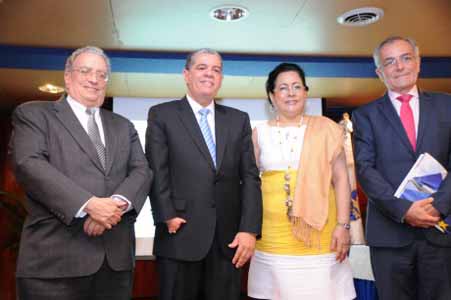  imagen El 71% de las metas educativas para el año 2016 han sido alcanzadas o avanzan a buen ritmo, según el informe de IDEC 