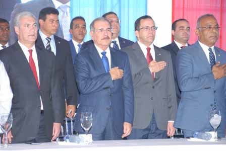  imagen Presidente Medina entrega dos nuevos liceos a la provincia Monseñor Nouel que sumarán 22 nuevas aulas a la Jornada Escolar Extendida 