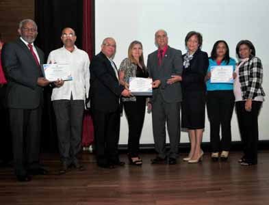  imagen MINERD reconoce  a 123 Asociaciones de Padres, Madres, Tutores y Amigos  de la Escuela 