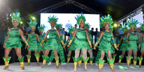  imagen fotos de estudiantes bailando en el escenario&nbsp; 