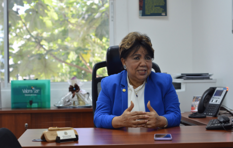 imagen Directora de Orientaci&oacute;n y Psicolog&iacute;a, Francisca de la Cruz. 