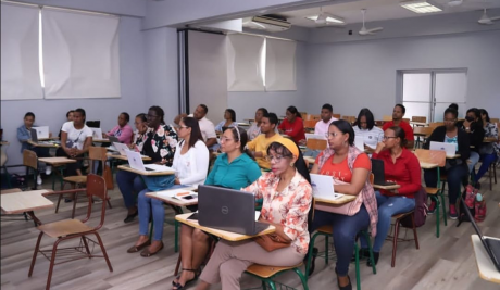 imagen Maestros de nuevo ingreso participantes, durante m&oacute;dulo. 