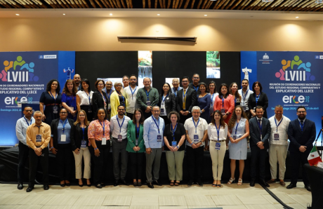  imagen Participantes del seminario &ldquo;Aportes desde la evaluaci&oacute;n a la mejora: juntos recuperamos y transformamos la educaci&oacute;n". 