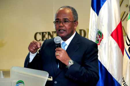  imagen Ministerio Educación becará a bachilleres sobresalientes que quieran formarse en carrera docente 