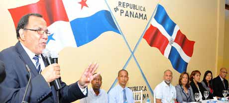  imagen Educación inicia segundas pruebas a más de 6 mil aspirantes profesores en Concurso de Oposición 