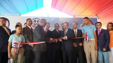  imagen Presidente Medina entrega a la provincia Monseñor Nouel seis escuelas para la Tanda Extendida  