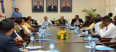  imagen Amarante Baret se reúne con propietarios y representantes de colegios privados 