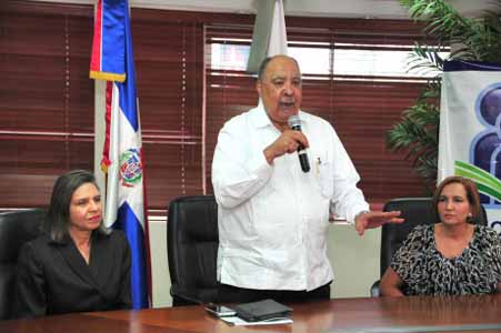  imagen ISFODOSU otorgará  1,200 becas para carreras de formación docente 