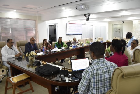  imagen Comisi&oacute;n de alto nivel del Ministerio de Educaci&oacute;n (MINERD), encabezada por el director del Gabinete Ministerial, Henry Santos, particip&oacute; de una reuni&oacute;n de trabajo con la directiva de la Asociaci&oacute;n Dominicana de Profesores (ADP). 