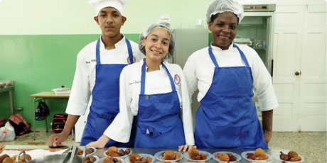  imagen Estudiantes muestran su emprendimiento&nbsp; 