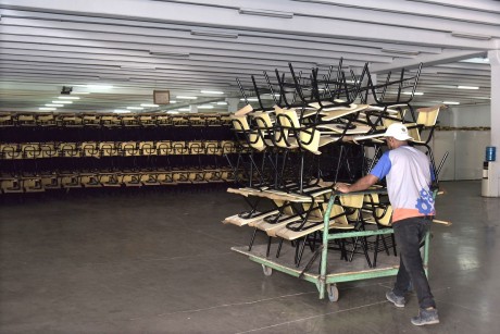  imagen Mobiliario a ser distribuido por el MINERD 