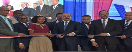  imagen Presidente Medina durante la inauguraci&oacute;n 