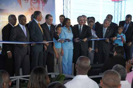  imagen Presidente Medina entrega diez escuelas en cinco provincias del suroeste del país 